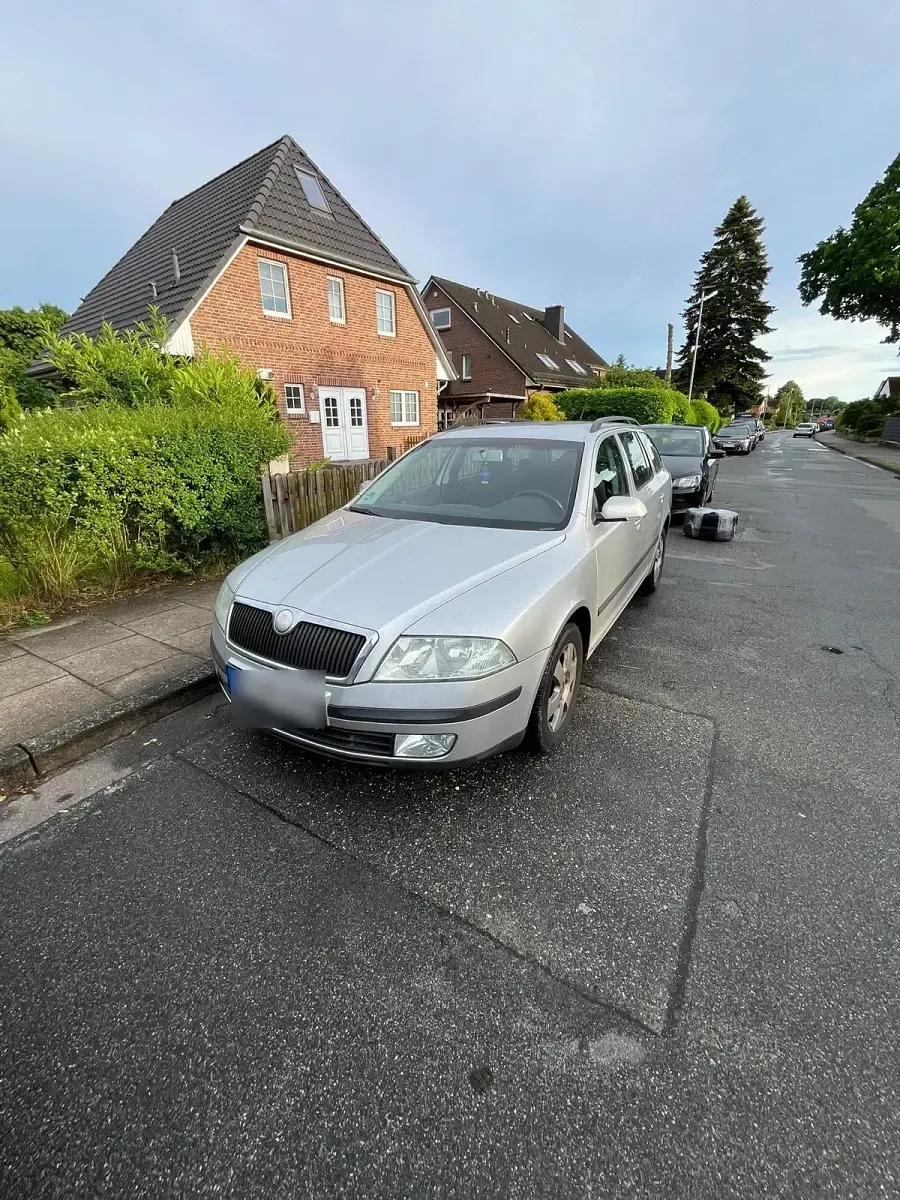 Gebraucht Skoda Octavia 102 PS (75 kW) 2003 Silber Kombi