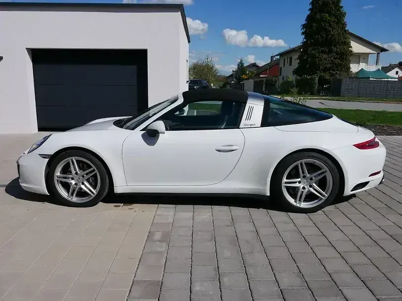 Gebraucht Porsche 911 Targa 4 370 PS (272 kW) 2017 Weiss Cabrio