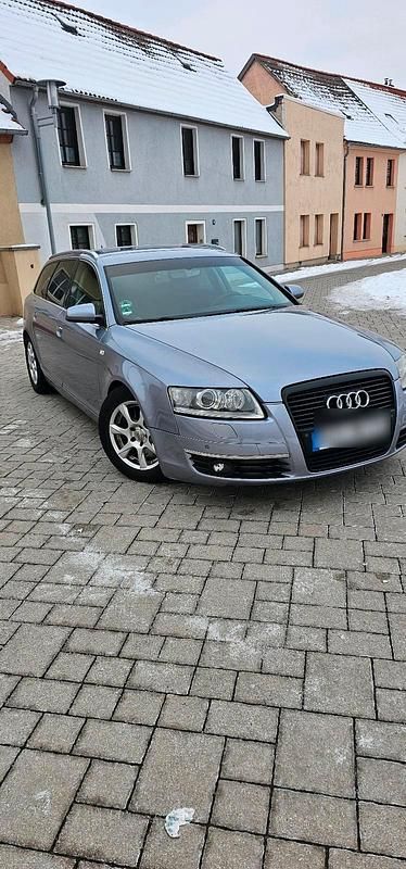 Blau Gebraucht 2005 Audi A6 Kombi | 3.800 € (Etwas zu teuer) - Bild 1/4