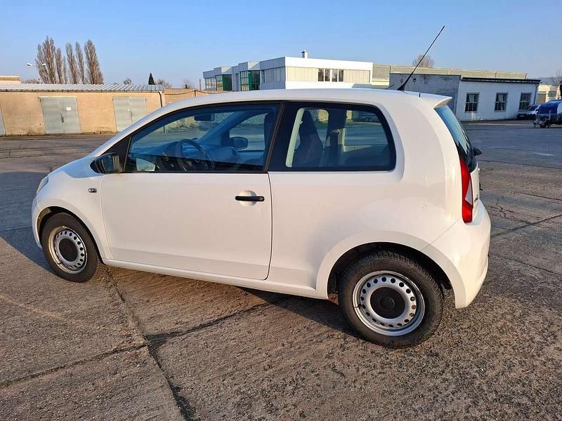 Gebraucht Seat Mii Reference 60 PS (44 kW) 2015 Weiß Kleinwagen