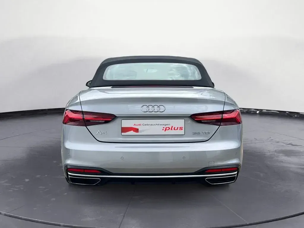 Gebraucht Audi A5 Cabriolet Ambiente 163 PS (119 kW) 2022 Florettsilber metallic Cabrio