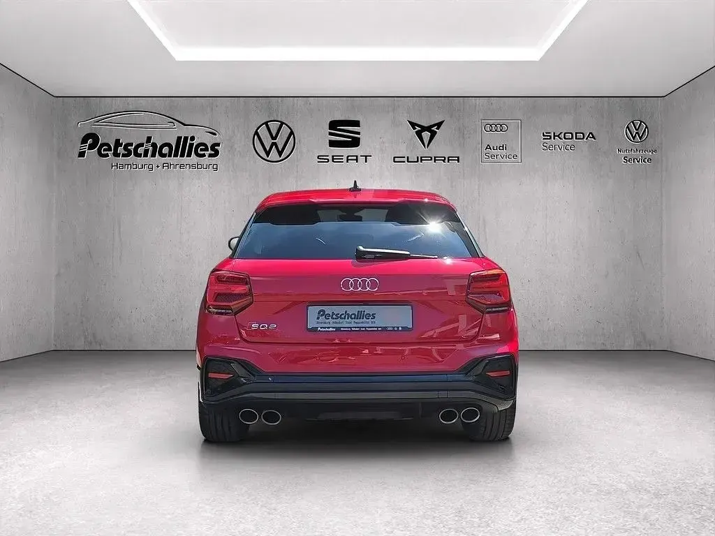 Gebraucht Audi SQ2 Sport 300 PS (220 kW) 2022 Rot SUV