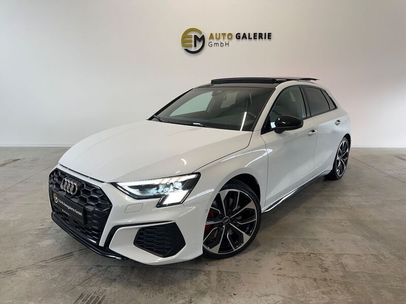 Weiß Gebraucht 2022 Audi S3 Sport Limousine | 40.990 € (Etwas zu teuer) - Bild 1/4