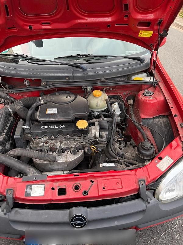 Używany Opel Corsa 69 KM (50 kW) 1996 Hatchback