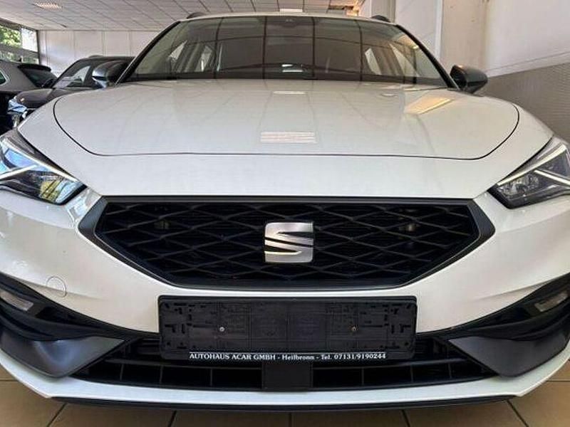 Gebraucht Seat Leon FR 150 PS (110 kW) 2021 "candy" weiss Kombi