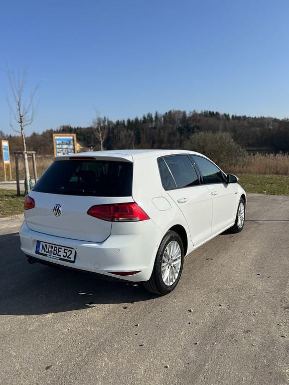 Gebraucht VW Golf VII Cup 110 PS (80 kW) 2015 Weiß Limousine
