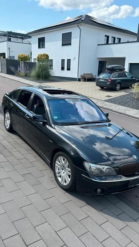 Schwarz Gebraucht 2006 BMW 740L Limousine | 6.900 € - Bild 1/4