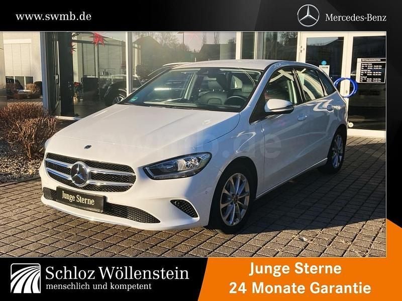 Gebraucht Mercedes E250 Business 160 PS (117 kW) 2021 Weiß Kombi