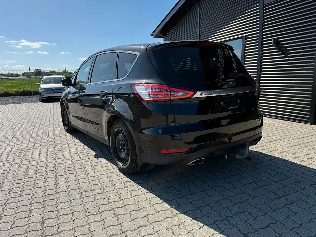 Gebraucht Ford S-MAX Titanium 190 PS (139 kW) 2019 Schwarz Van / Kleinbus