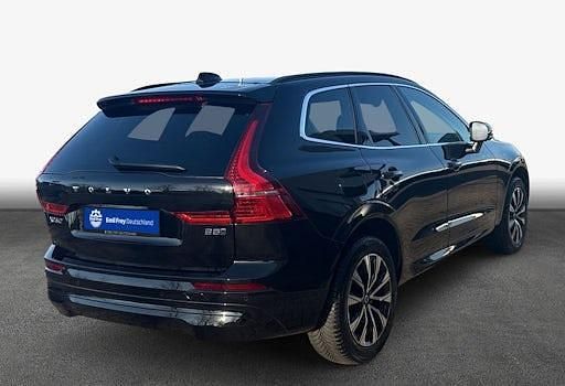 Gebraucht Volvo XC60 Core 250 PS (183 kW) 2024 Onyx black SUV