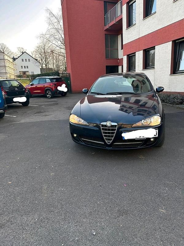 Gebraucht Alfa Romeo 147 105 PS (77 kW) 2009 Blau Kleinwagen