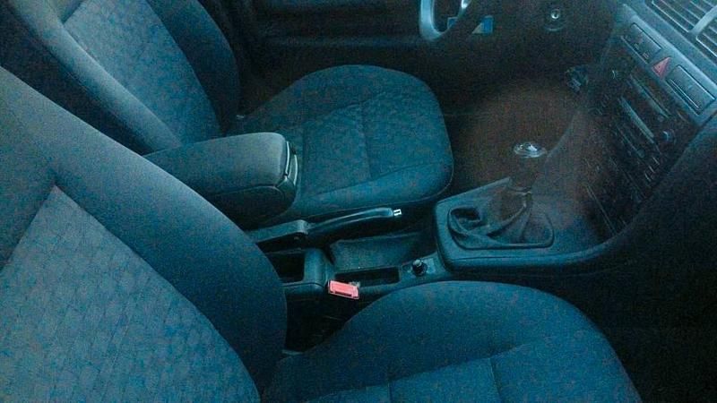 Second-hand Audi A6 165 CP (121 kW) 2000 Negru Break