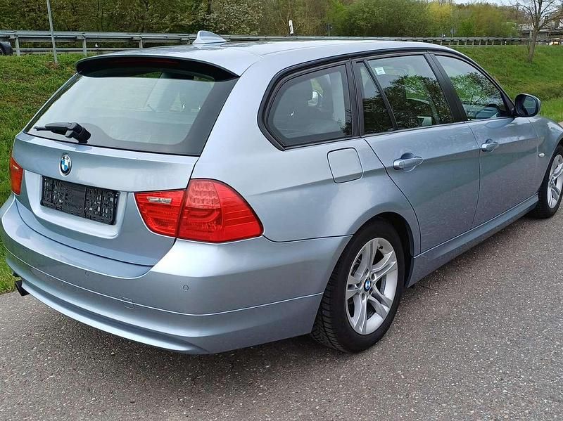 Second-hand BMW 320 170 CP (125 kW) 2012 Argintiu Break