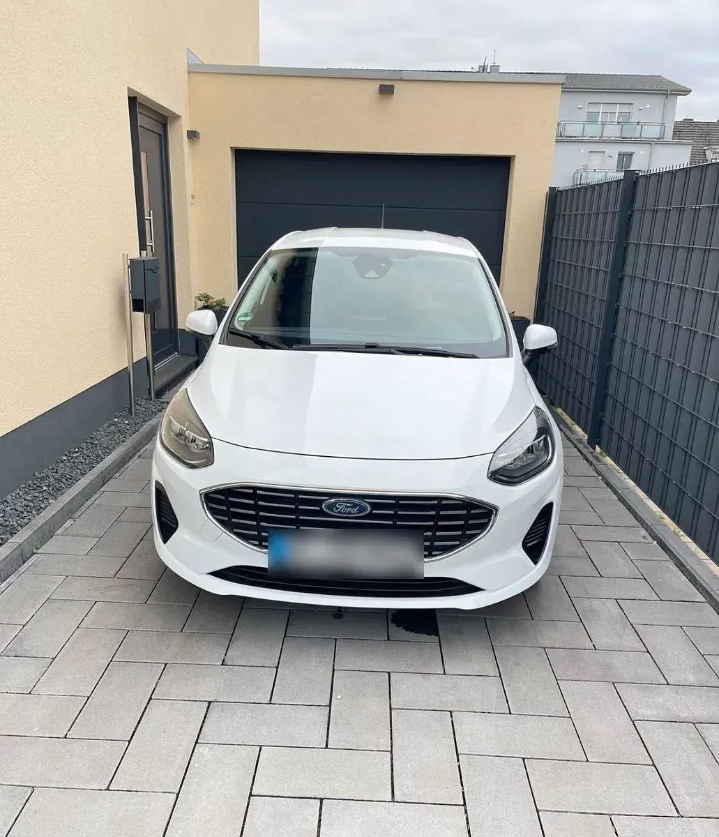 Gebraucht Ford Fiesta Titanium 125 PS (91 kW) 2024 Weiß Kleinwagen