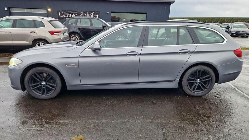 Gebraucht BMW 530 Performance 258 PS (189 kW) 2014 Grau Kombi