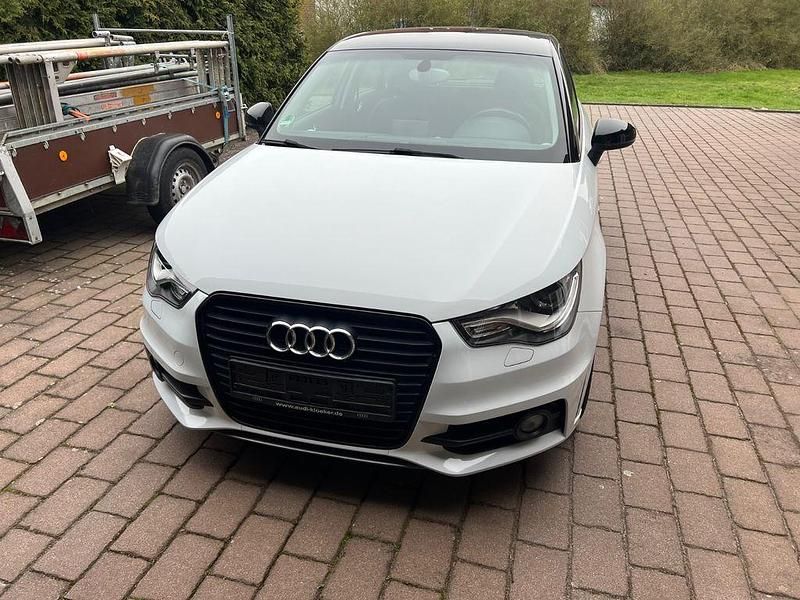 Gebraucht Audi A1 S-Line 86 PS (63 kW) 2014 Weiß Kleinwagen