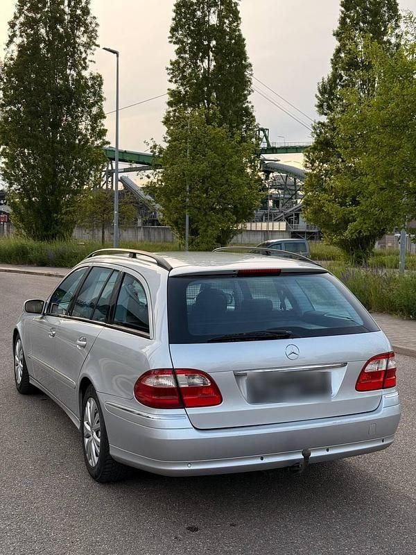 Gebraucht Mercedes E280 190 PS (139 kW) 2005 Grau Kombi