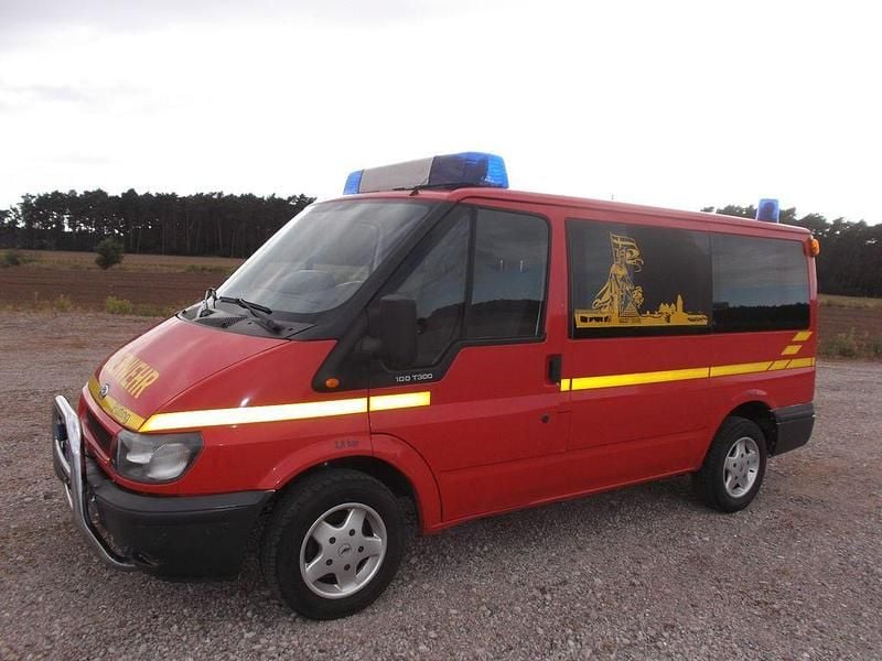 Rot Gebraucht 2004 Ford Transit Van / Kleinbus | 3.100 € (Guter Preis) - Bild 1/4