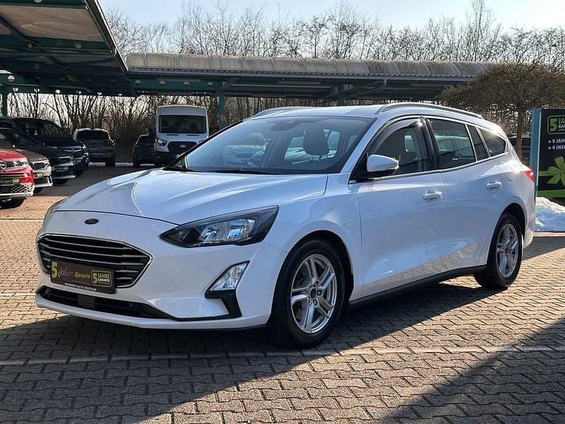 Gebraucht Ford Focus Cool & Connect 150 PS (110 kW) 2019 Frostweiß (metallic) Kombi