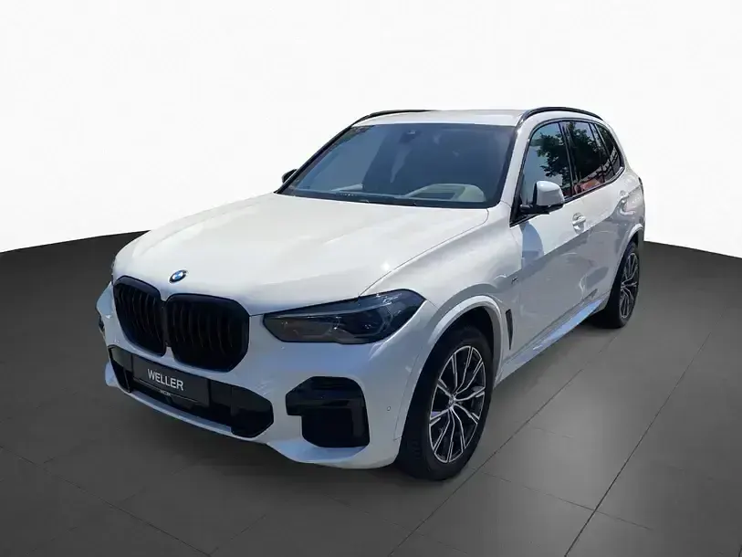 Gebraucht BMW X5 M Sport 335 PS (246 kW) 2021 Alpinweiss iii (weiß) SUV