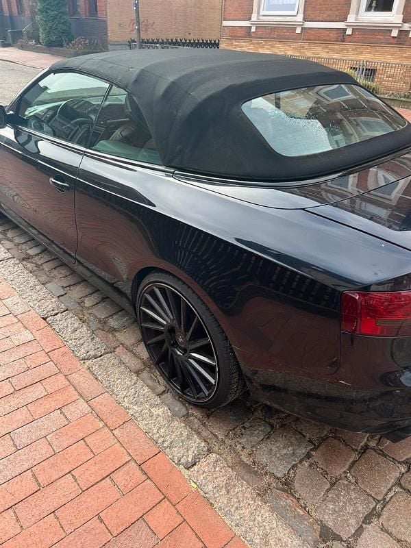 Gebraucht Audi A5 Cabriolet 210 PS (154 kW) 2012 Schwarz Cabrio