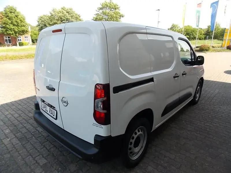 Gebraucht Opel Combo-e Life Edition 100 kW (136 PS) 2022 Arktis weiss Limousine