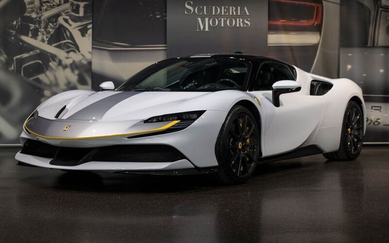 Weiß Neu 2024 Ferrari SF90 | 558.110 € - Bild 1/4