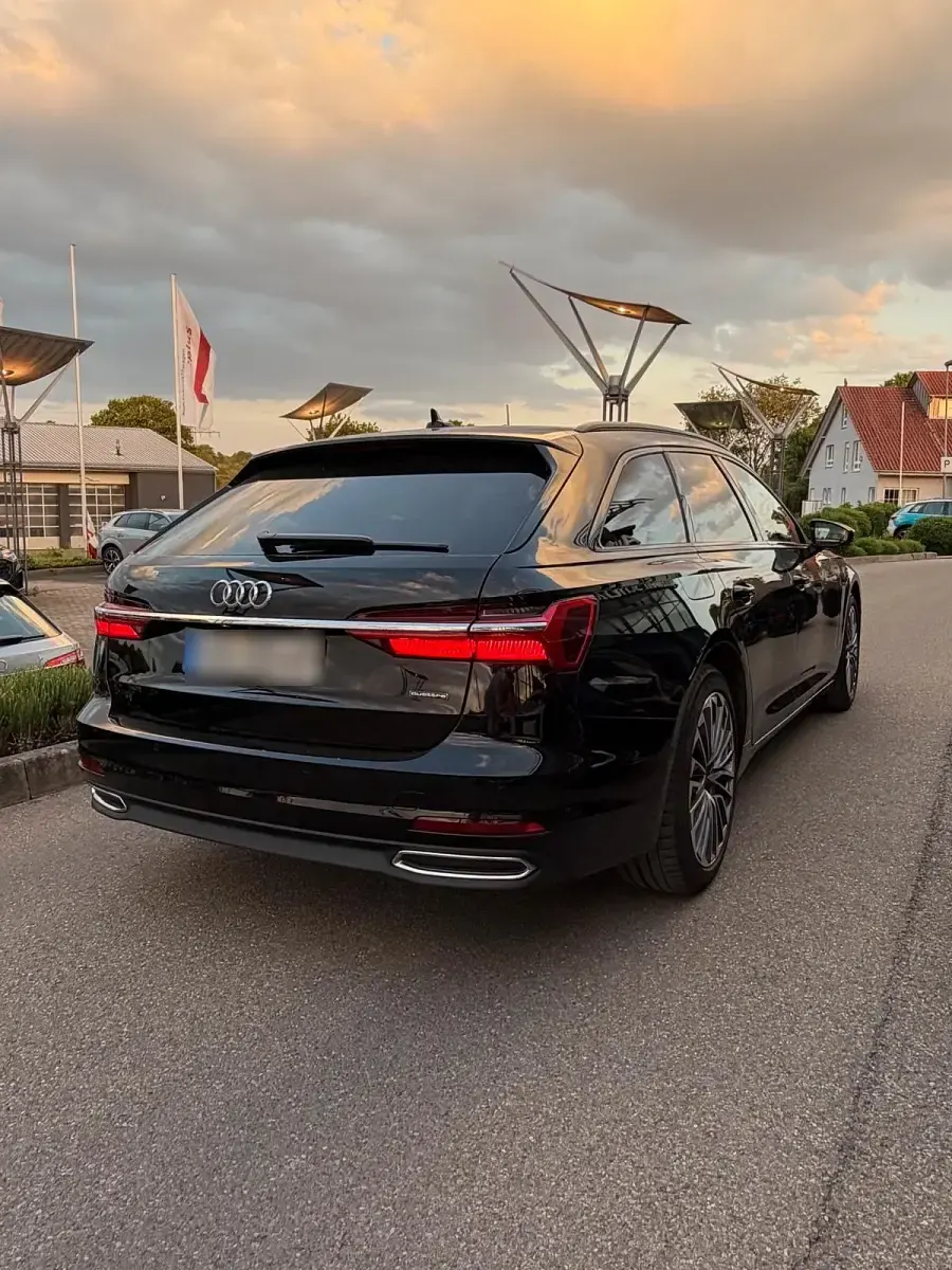 Gebraucht Audi A6 299 PS (219 kW) 2022 Schwarz Kombi