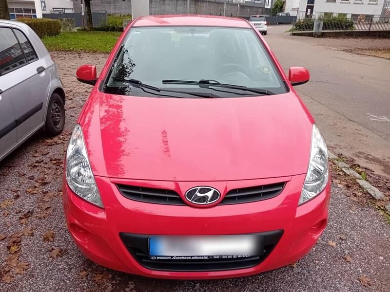 Rot Gebraucht 2010 Hyundai i20 Comfort Kleinwagen | 4.500 € (Guter Preis) - Bild 1/4