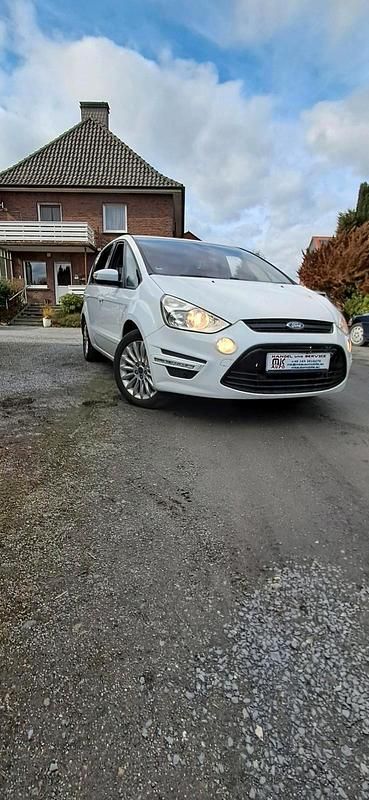 Gebraucht Ford S-MAX S 140 PS (102 kW) 2013 Weiß Van / Kleinbus