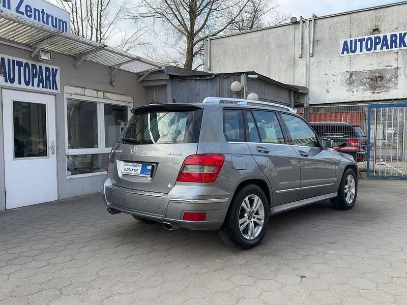 Gebraucht Mercedes GLK220 170 PS (125 kW) 2011 Grau SUV