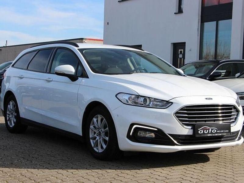 Gebraucht Ford Mondeo Trend 150 PS (110 kW) 2022 Weiß Limousine