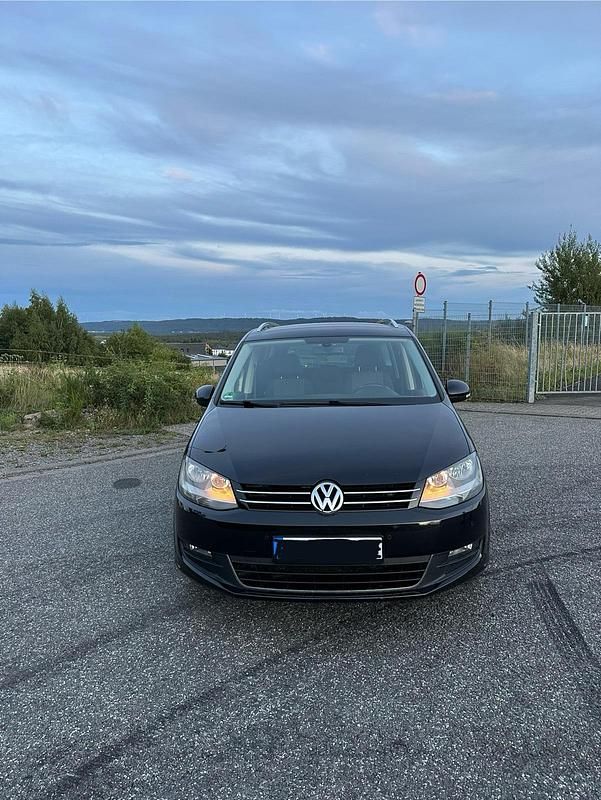 Schwarz Gebraucht 2011 VW Sharan Van / Kleinbus | 10.200 € (Fairer Preis) - Bild 1/4