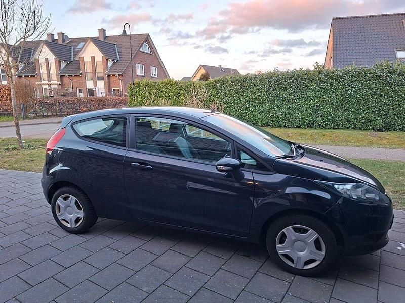 Gebraucht Ford Fiesta 68 PS (50 kW) 2009 Schwarz Kleinwagen