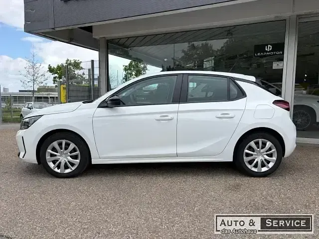 Gebraucht Opel Corsa Basis 75 PS (55 kW) 2024 Weiß Kleinwagen