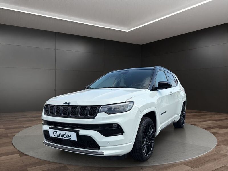 Alpine white (vr296) Gebraucht 2022 Jeep Compass SUV | 27.470 € (Guter Preis) - Bild 1/4