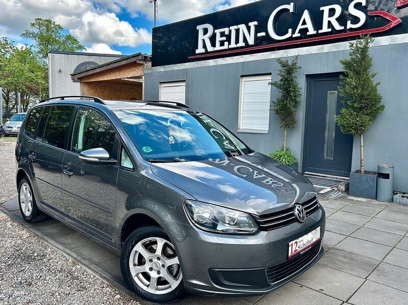 Grau Gebraucht 2011 VW Touran Comfortline Van / Kleinbus | 6.490 € (Fairer Preis) - Bild 1/4