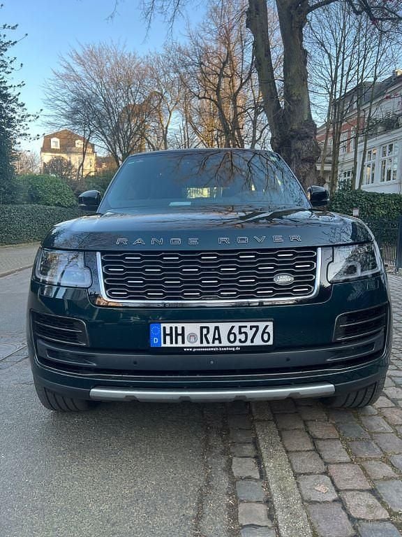 Grün Gebraucht 2018 Land Rover Range Rover SVAutobiography SUV | 75.800 € - Bild 1/4
