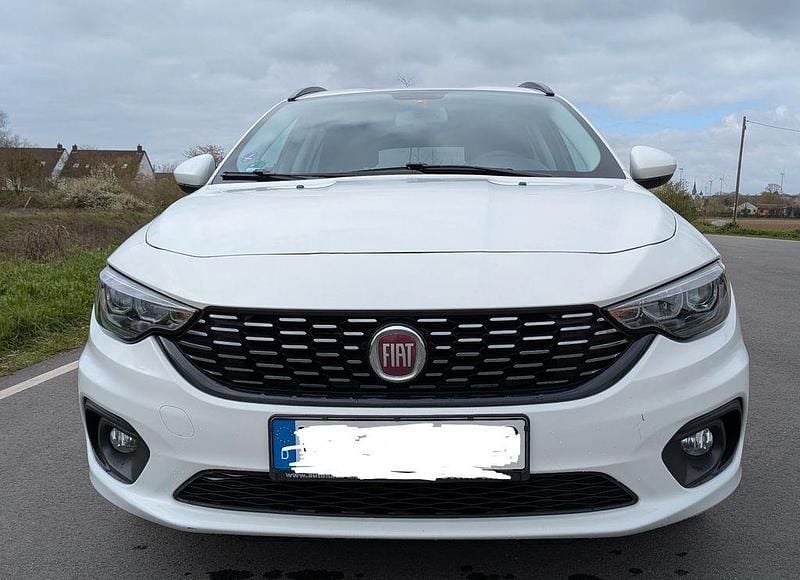 Gebraucht Fiat Tipo Lounge 95 PS (69 kW) 2019 Weiß Kombi