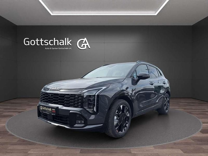 Experience grün metallic Neu 2025 Kia Sportage GT-Line SUV | 46.999 € (Etwas zu teuer) - Bild 1/4