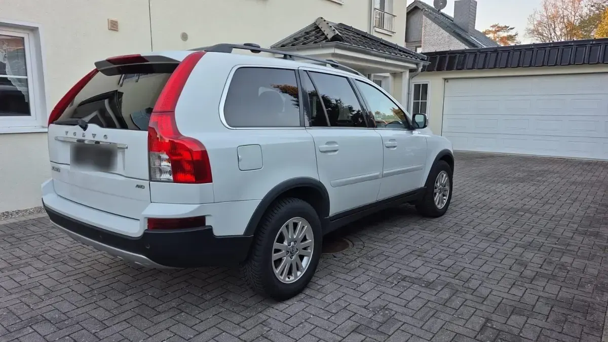 Usata Volvo XC90 185 CV (136 kW) 2009 Bianco SUV