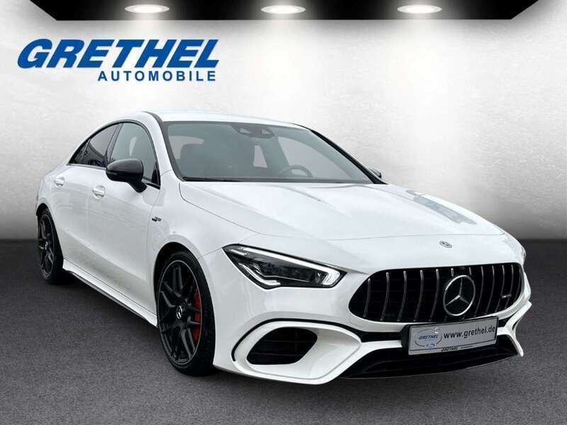 Weiss Gebraucht 2022 Mercedes CLA45 AMG Sport Limousine | 47.950 € (Superpreis) - Bild 1/4