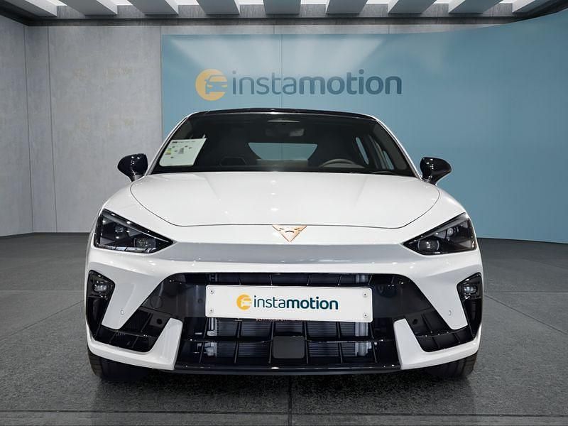 Neu Cupra Leon VZ 300 PS (220 kW) 2025 Weiß Kleinwagen