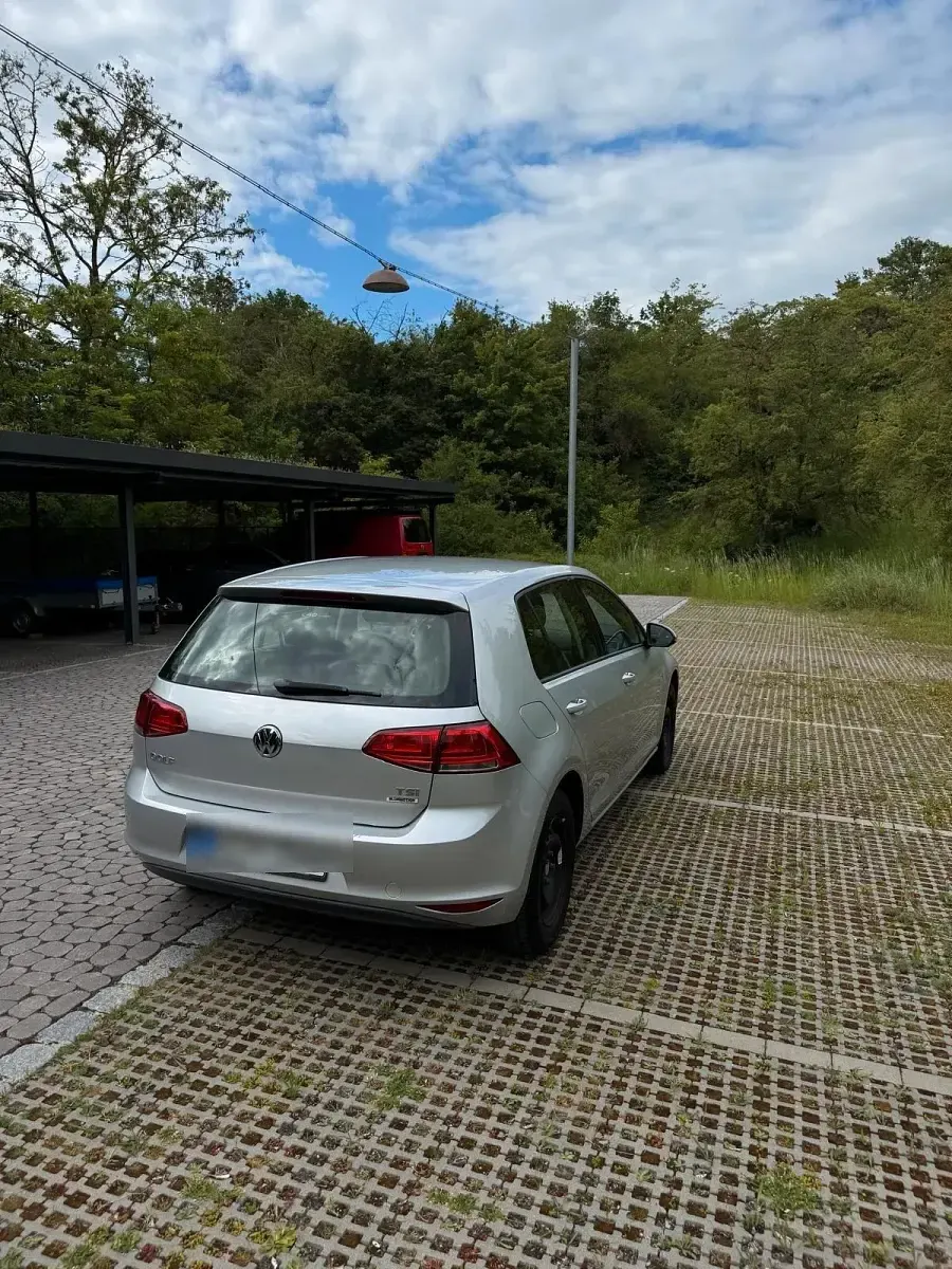 Gebraucht VW Golf VII 86 PS (63 kW) 2014 Silber Kleinwagen