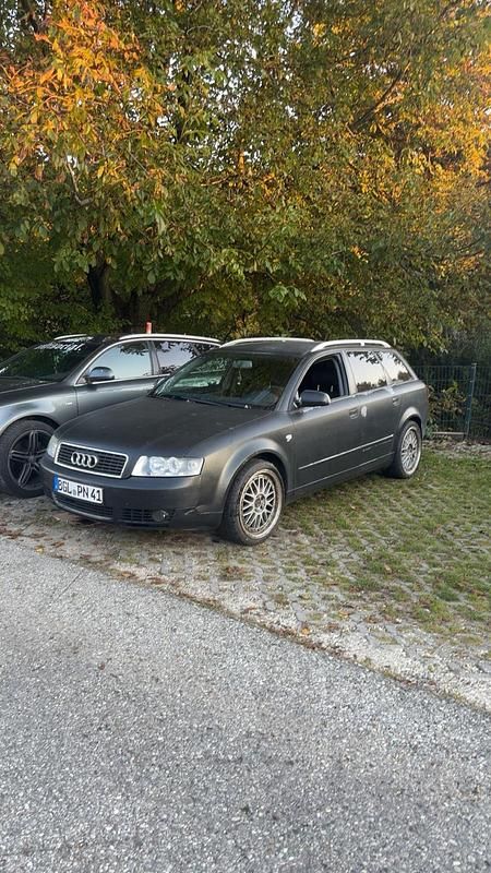 Schwarz Gebraucht 2003 Audi A4 Kombi | 1.100 € (Superpreis) - Bild 1/4