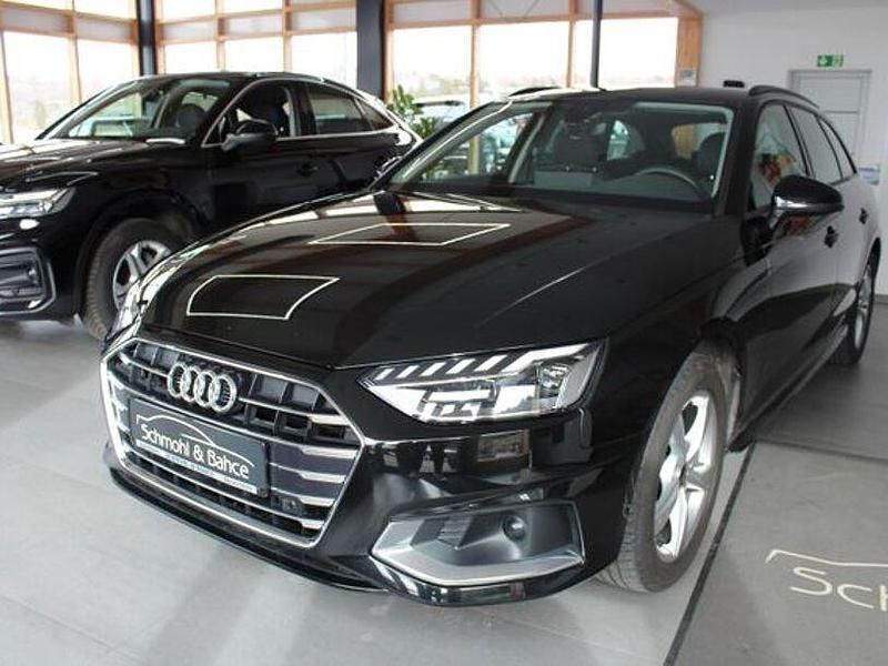 Gebraucht Audi A4 Advanced 163 PS (119 kW) 2023 Schwarz Kombi