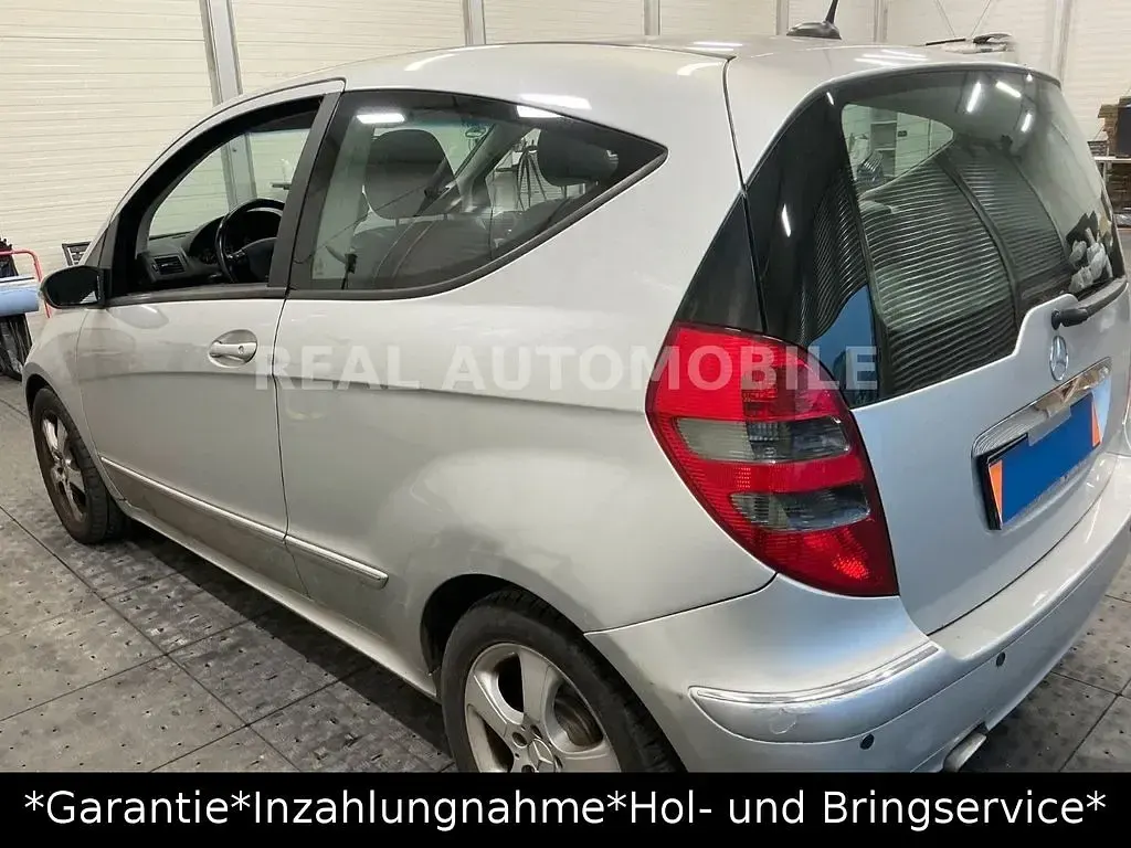 Gebraucht Mercedes A170 Avantgarde 116 PS (85 kW) 2007 Silber Limousine