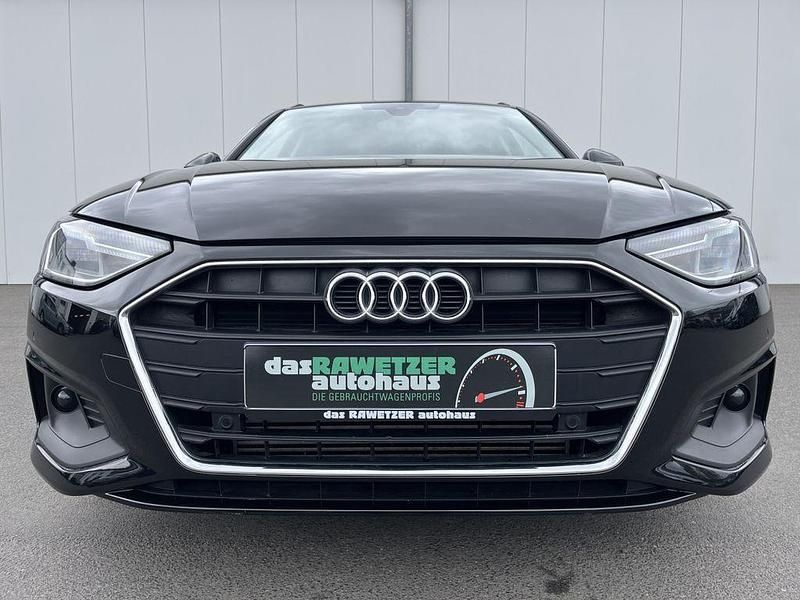 Gebraucht Audi A4 150 PS (110 kW) 2022 Schwarz Kombi