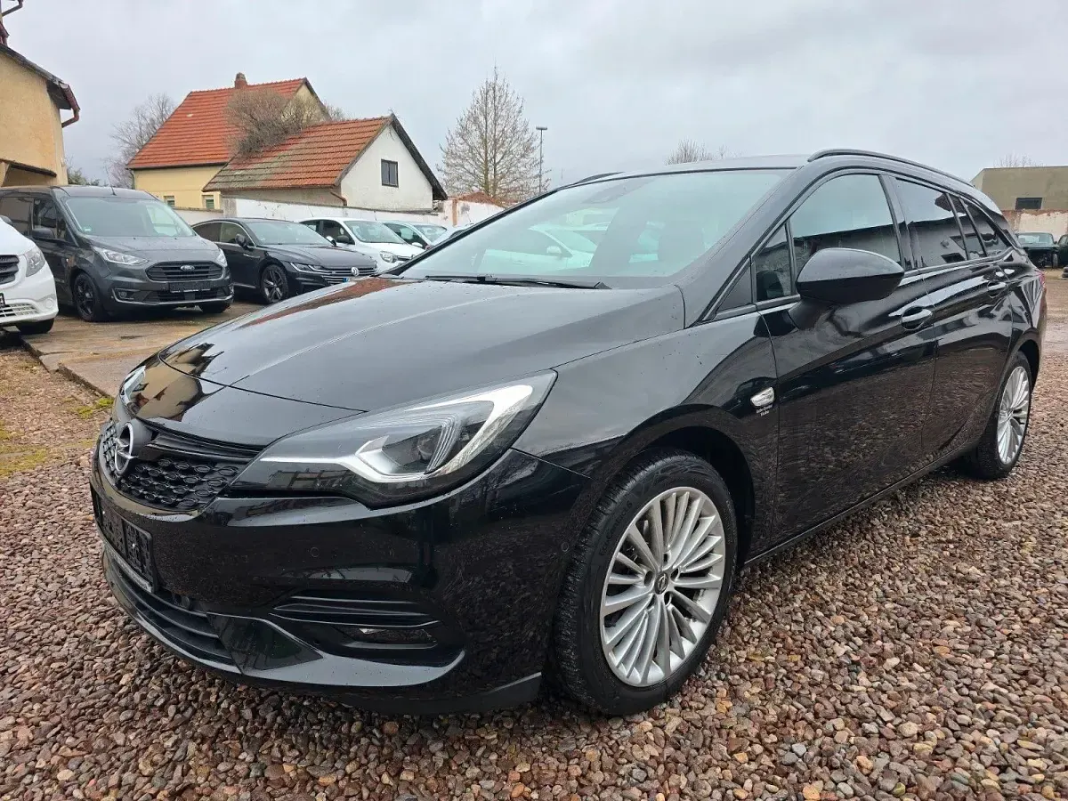 Gebraucht Opel Astra 145 PS (106 kW) 2021 Schwarz Kombi