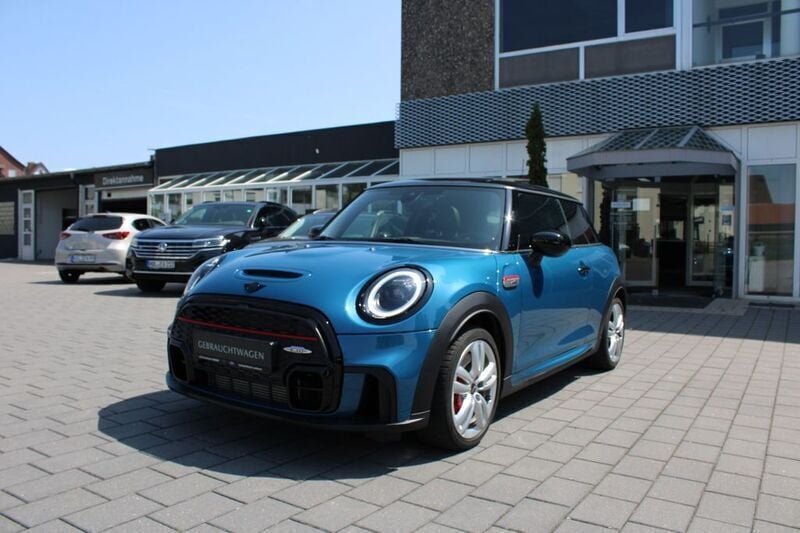 Blau Gebraucht 2023 Mini John Cooper Works Kleinwagen | 31.900 € (Guter Preis) - Bild 1/4